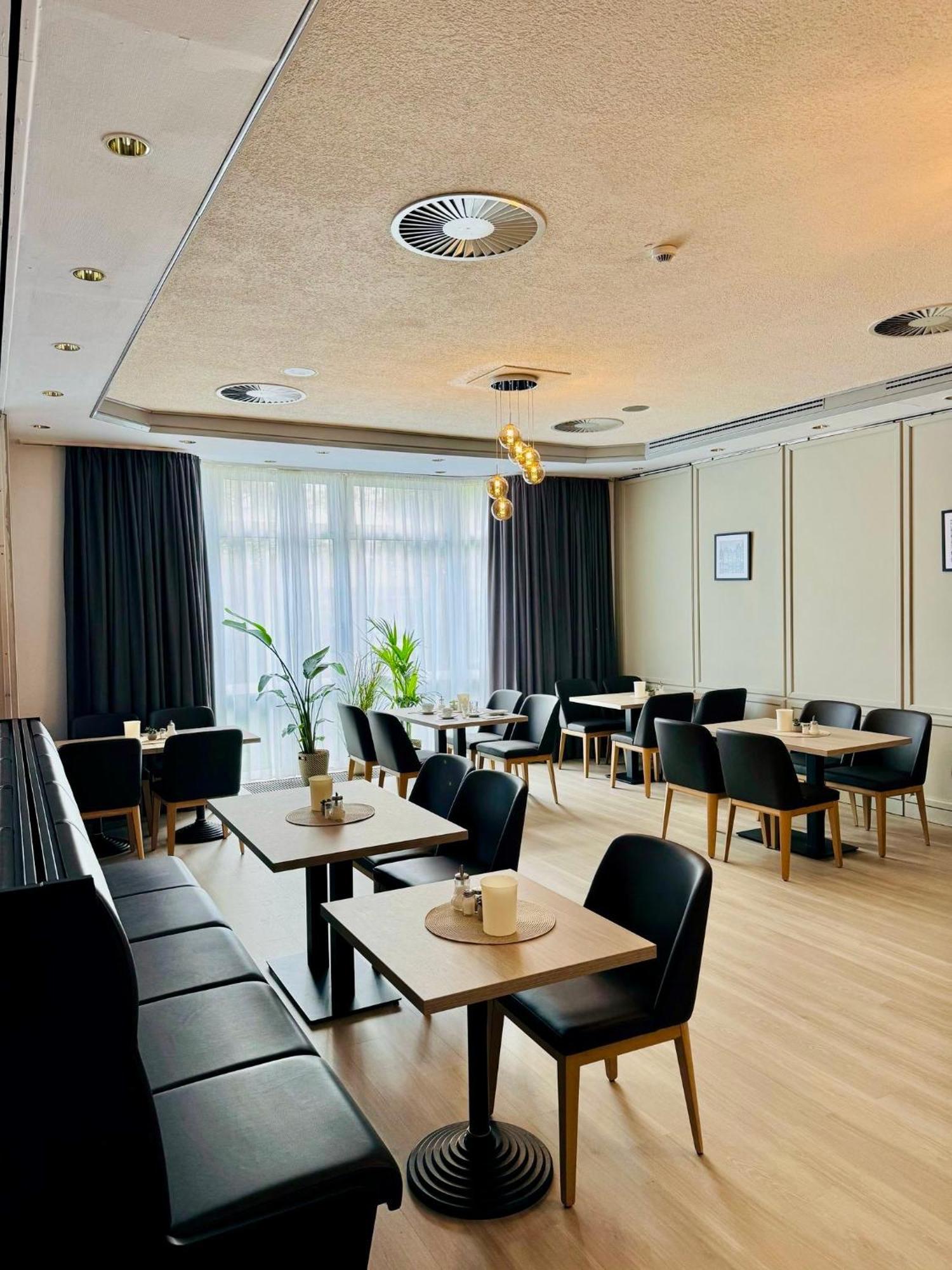Dormero Hotel Вилхелмсхафен Екстериор снимка